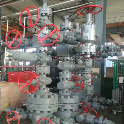 API 6A تجهیزات سر چاه در نفت و گاز درخت کریسمس / درخت X-Max